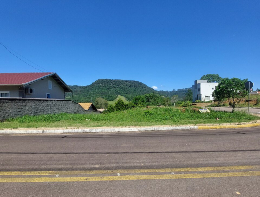 LOTEAMENTO EFRE FRONZA